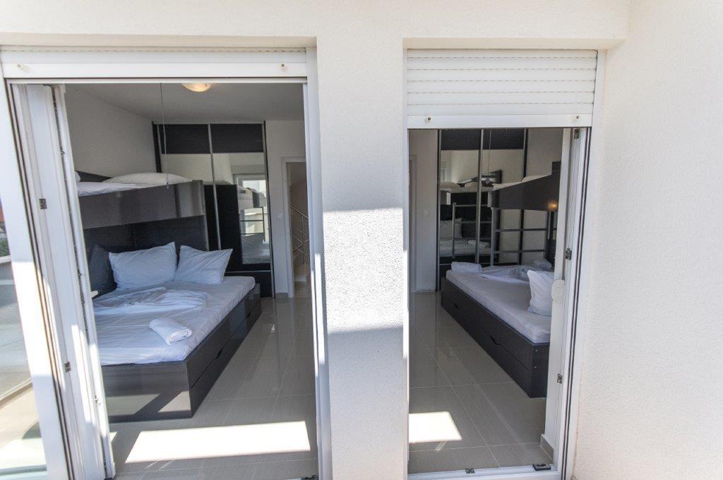Villa Tina โนวาลยา ภายนอก รูปภาพ
